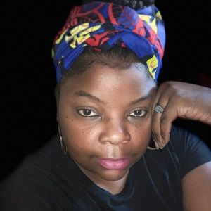 Meet your Posher, Kenisha